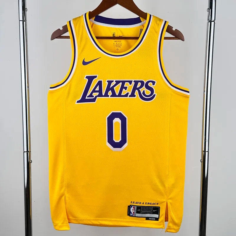 LAL 8
